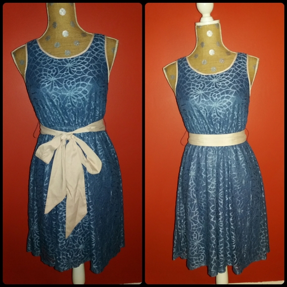 A'reve Lace Knee Length Dress - Picture 2 of 9